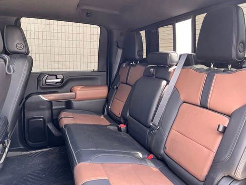 Used 2022 Chevrolet Silverado 2500 High Country w/ LPO, Hitch Package AWD/4WD image 13