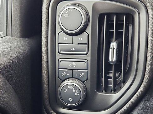 Certified 2022 Chevrolet Silverado 2500 Custom w/ Gooseneck/5TH Wheel Package image 20