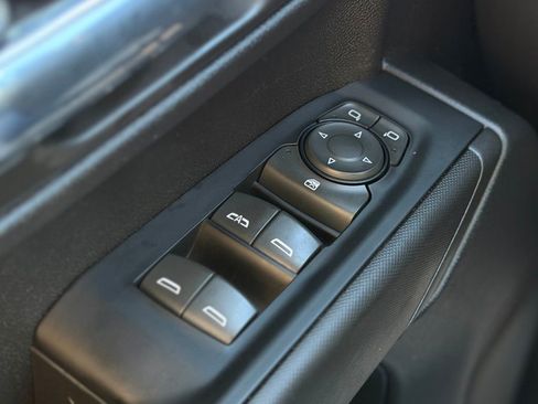 Used 2023 Chevrolet Silverado 1500 Custom AWD/4WD image 20
