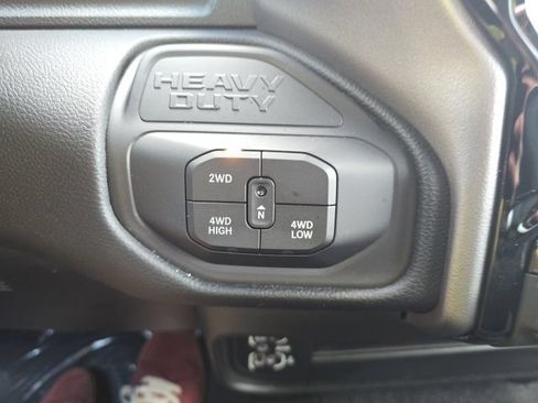 Used 2026 RAM 2500 Big Horn AWD/4WD image 19