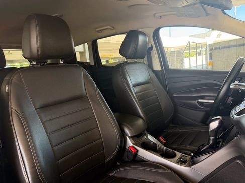 Used 2014 Ford Escape SE w/ Equipment Group 201A FWD image 24