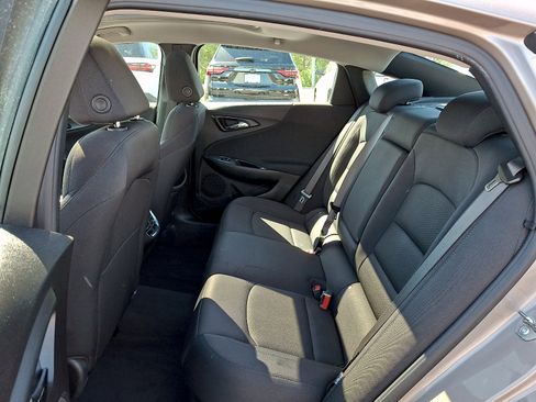 Used 2024 Chevrolet Malibu LT FWD image 12