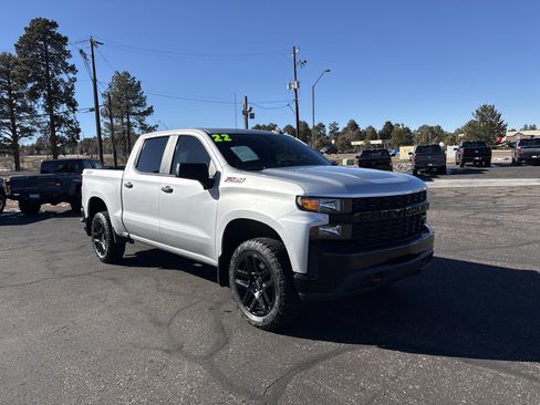 Used 2022 Chevrolet Silverado 1500 Custom Trail Boss w/ Safety Confidence Package image 2