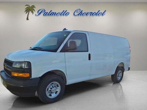 New 2026 Chevrolet Express 2500 w/ Driver Convenience Package RWD image 4