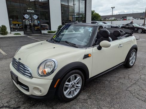 Used 2011 MINI Cooper Convertible FWD image 33