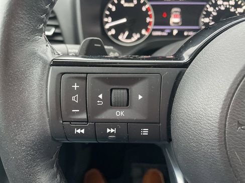 Certified 2023 Nissan Rogue SV w/ SV Premium B Package image 14