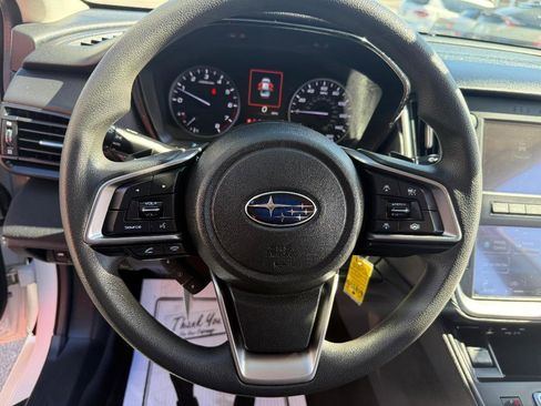 Used 2022 Subaru Legacy image 9
