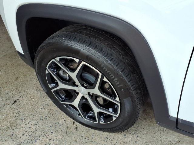 Used 2024 Jeep Compass Limited AWD/4WD image 10