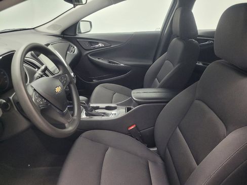 Used 2024 Chevrolet Malibu LT image 17
