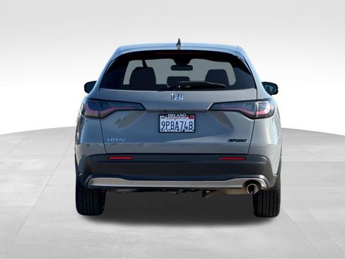 Used 2025 Honda HR-V Sport image 4