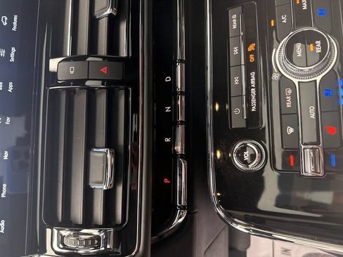 Used 2024 Lincoln Navigator Black Label AWD/4WD image 23