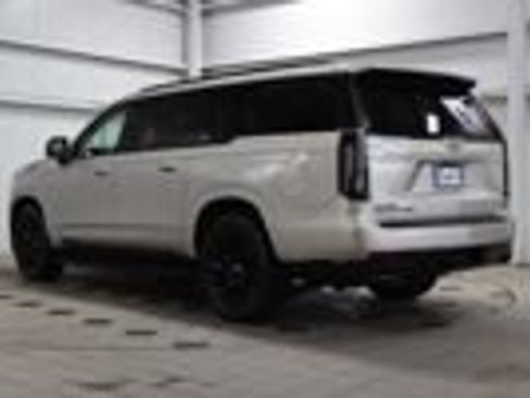 Certified 2024 Cadillac Escalade ESV Sport Platinum w/ LPO, ONYX Package AWD/4WD image 3