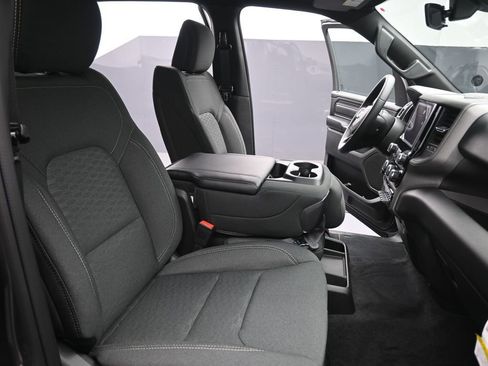 New 2026 RAM 1500 Express image 25