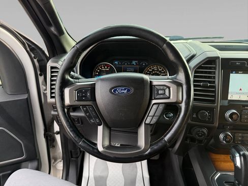 Used 2017 Ford F150 Limited image 12