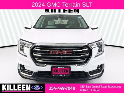 Used 2024 GMC Terrain SLT
