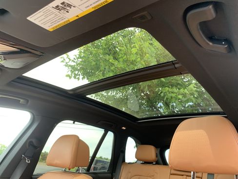 Used 2020 BMW X5 xDrive40i w/ M Sport Package AWD/4WD image 28