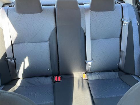 Used 2025 Nissan Versa SV image 34