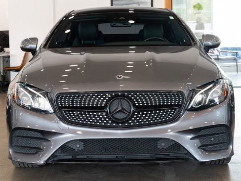 Used 2018 Mercedes-Benz E 400 Coupe image 2