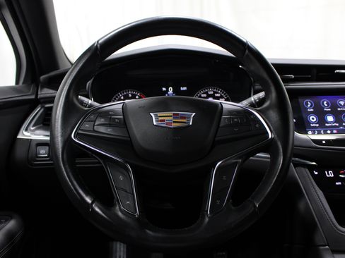Used 2020 Cadillac XT5 Luxury FWD image 12