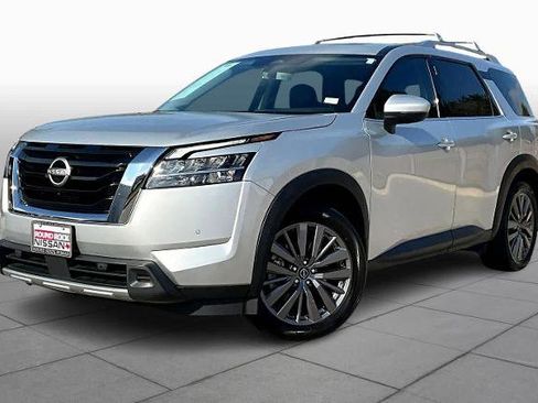 Certified 2023 Nissan Pathfinder SL w/ SL Premium Package image 1