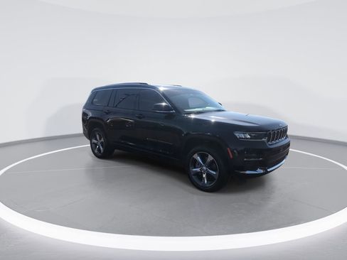 Used 2021 Jeep Grand Cherokee L Limited AWD/4WD image 2