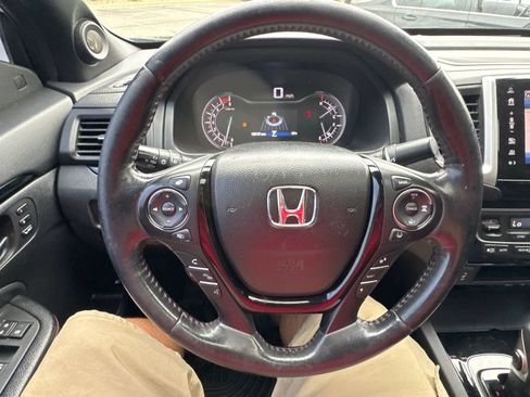 Used 2018 Honda Ridgeline Black Edition image 21