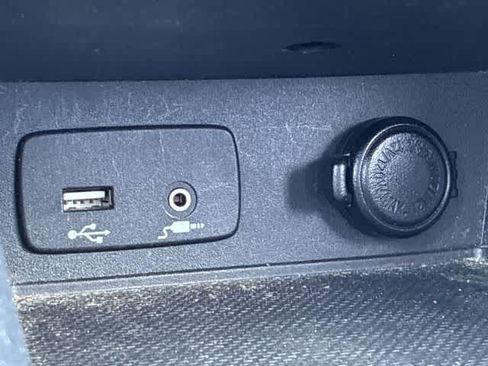 Used 2023 Subaru Crosstrek 2.0i image 32