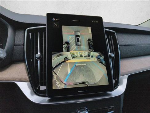 New 2026 Volvo XC90 T8 Plus w/ Protection Package image 13