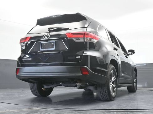 Used 2019 Toyota Highlander Plus FWD image 63