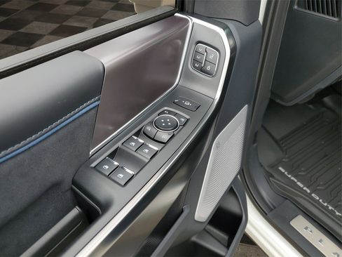 New 2026 Ford F350 Platinum image 44