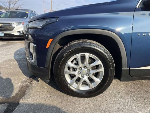 Certified 2023 Chevrolet Traverse LS w/ Safety Package image 9