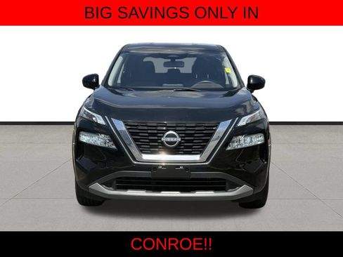Used 2023 Nissan Rogue SV FWD image 2