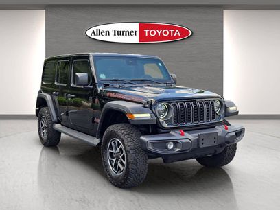 Used 2024 Jeep Wrangler Unlimited Rubicon w/ Convenience Group