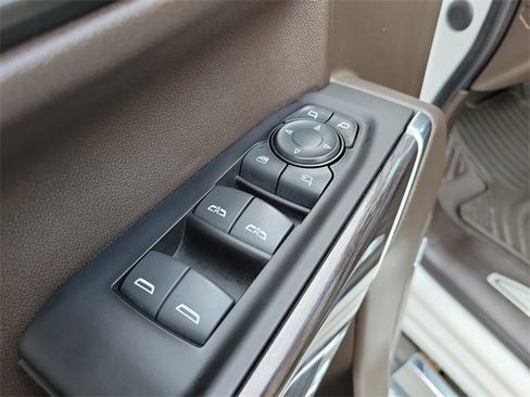 Used 2022 Chevrolet Silverado 1500 LTZ w/ LTZ Premium Package image 24