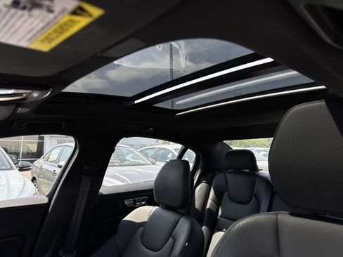 Used 2023 Volvo S60 B5 Plus w/ Climate Package AWD/4WD image 19