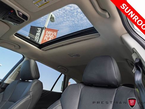 Used 2025 Subaru Outback Limited AWD/4WD image 5