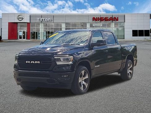 Used 2023 RAM 1500 Laramie AWD/4WD image 3
