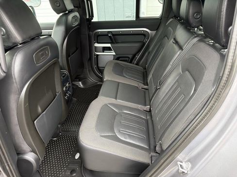 Used 2020 Land Rover Defender 110 SE AWD/4WD image 10