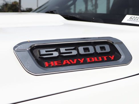 Used 2022 RAM 5500 Tradesman w/ Chrome Appearance Group AWD/4WD image 48