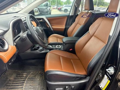 Used 2017 Toyota RAV4 Limited w/ Advanced Technology Package FWD image 5