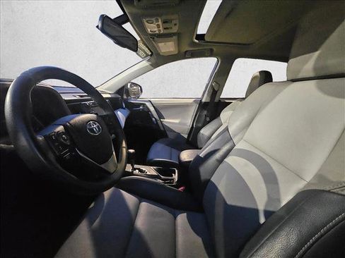 Used 2013 Toyota RAV4 Limited image 9