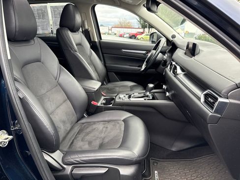 Used 2019 MAZDA CX-5 Touring image 9