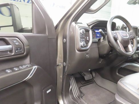 Used 2023 GMC Sierra 2500 AT4 w/ AT4 Premium Plus Package image 60
