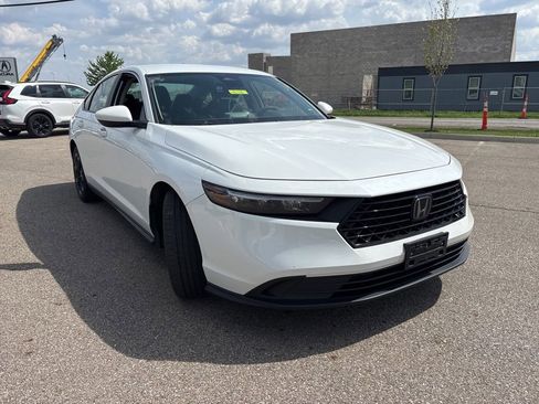 Used 2023 Honda Accord LX image 12