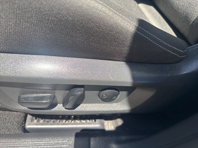 Used 2024 Nissan Rogue SV FWD image 20