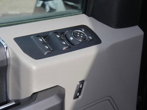 Used 2020 Ford F150 XLT w/ Equipment Group 301A Mid AWD/4WD image 30