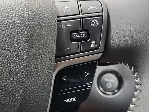 Used 2026 Toyota Camry SE w/ Convenience Package FWD image 14