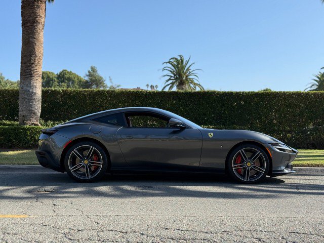 Used 2024 Ferrari Roma RWD image 8
