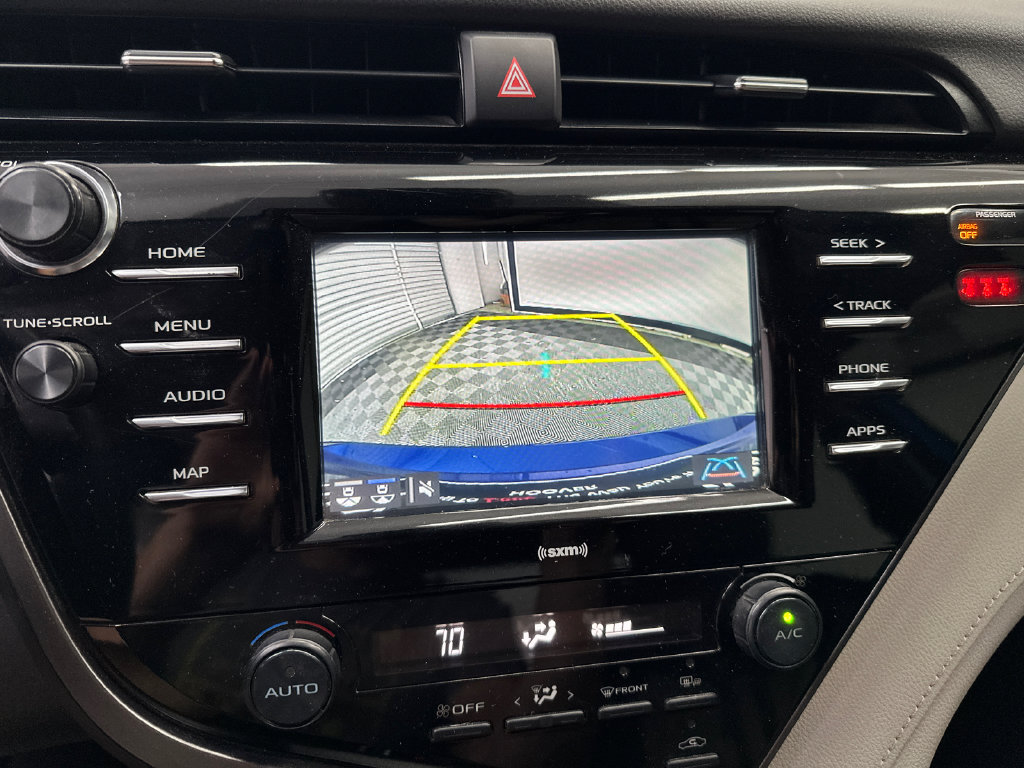 Used 2020 Toyota Camry SE w/ Convenience Package FWD image 27