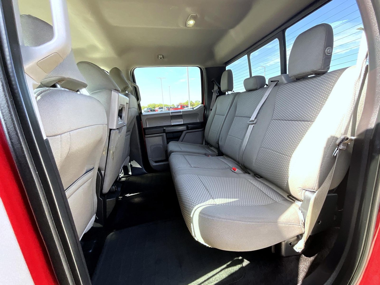 Used 2016 Ford F150 XLT w/ Equipment Group 302A Luxury AWD/4WD image 21